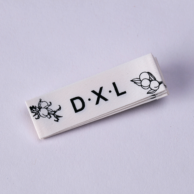 Beige matte polyester label