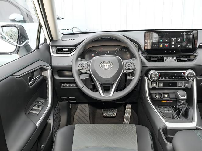丰田荣放 2.0L CVT 四驱探险PLUS版