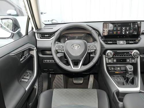 丰田荣放 2.0L CVT 四驱探险PLUS版