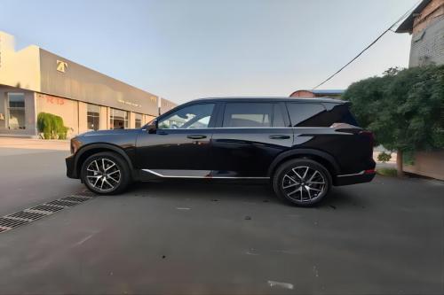 广汽传祺GS8 2024款 领航系列 2.0TGDI 四驱豪华智联版