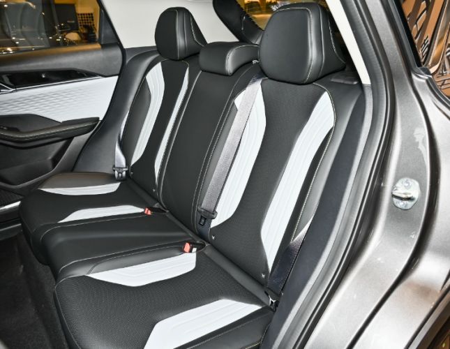 Geely Colorado COOL 1.5TD DCT Champion Edition