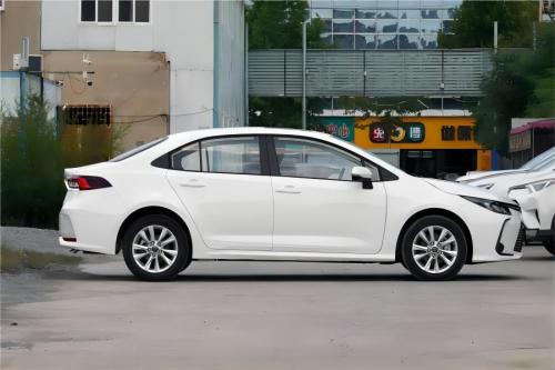 丰田卡罗拉 2024款 1.2T 先锋版