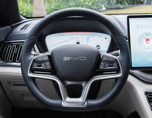 BYD Song PLUS Glory Edition EV 605KM Flagship PLUS