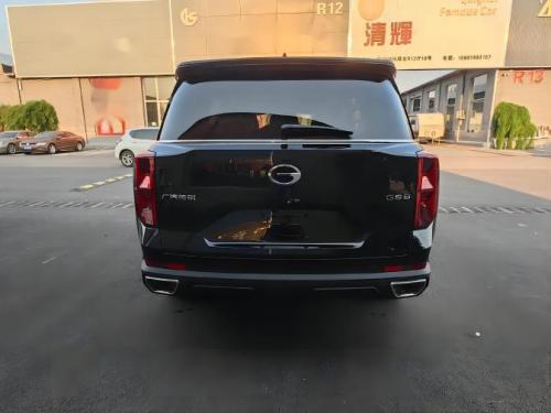 广汽传祺GS8 2024款 领航系列 2.0TGDI 四驱豪华智联版