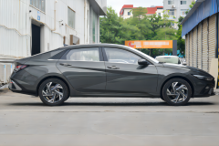 现代伊兰特 2023款 1.5L CVT GLX精英版