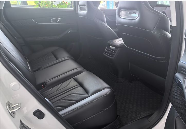 Changan UNI-K 2024 2.0T 4WD Enjoyable