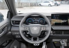 Toyota Camry 2024 2.0S Sport