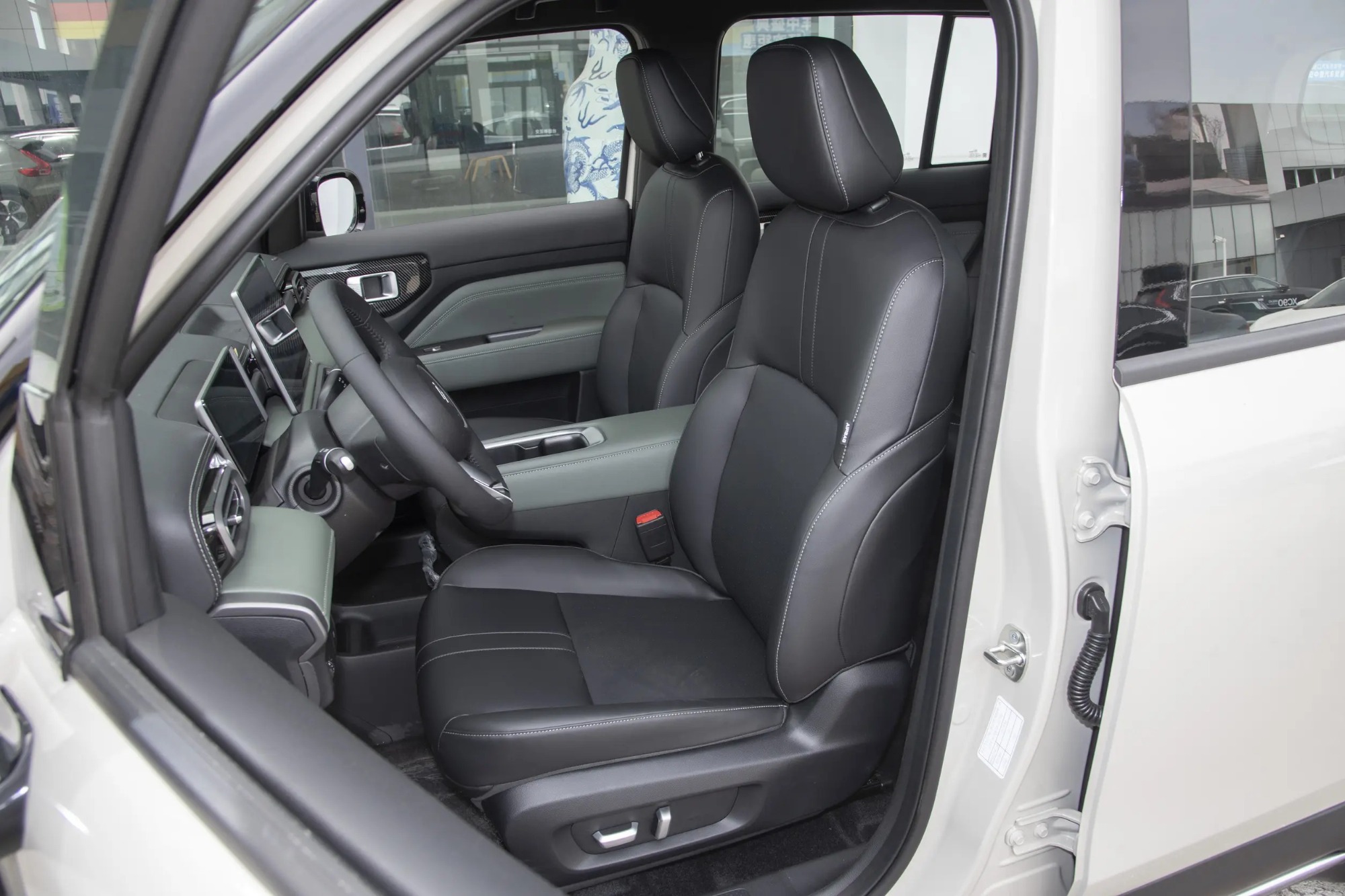 悦也Plus 2026款 301km旗舰版