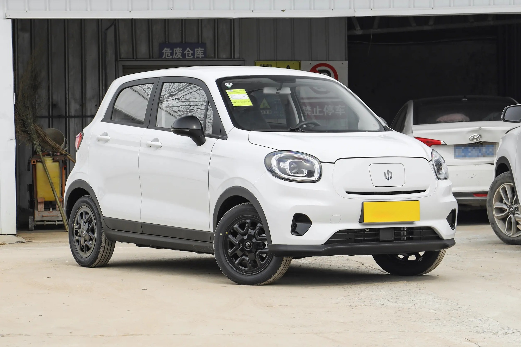 零跑T03 2025款 310舒享版