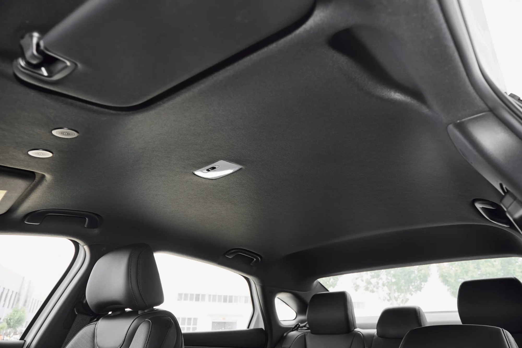 BYD e7 2025 520km Smart Edition