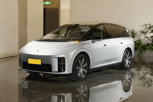 理想i8 2025款 Ultra