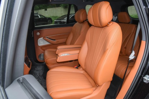 问界M8 2025款 增程 Max 六座版