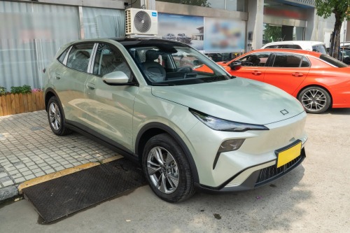 2025款 Bestune 悦己 03 445km 心悦版