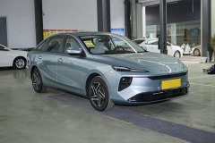 Roewe D6 2025 450 км Премиум-версия