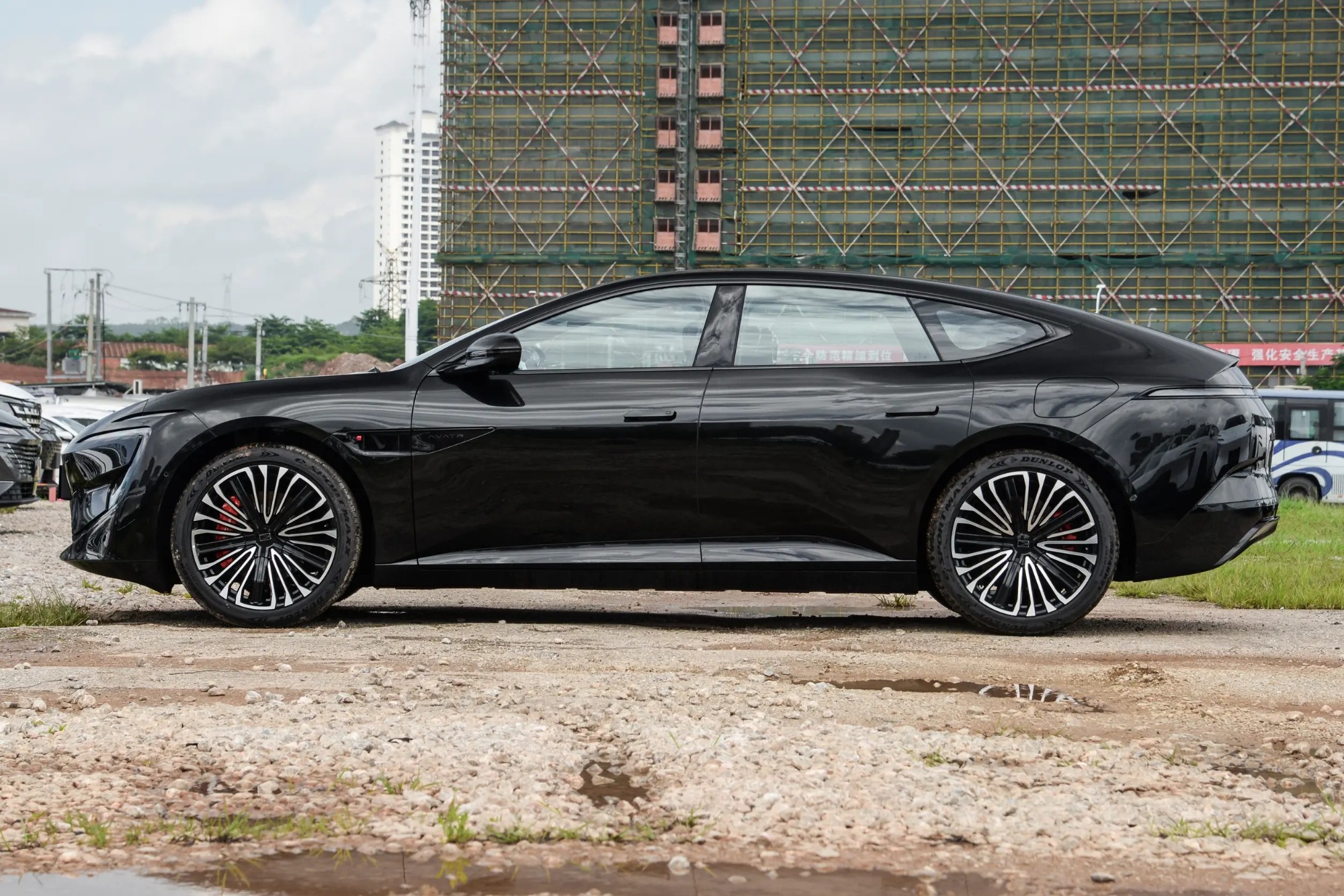 阿维塔12 2025款 改款 Max后驱增程