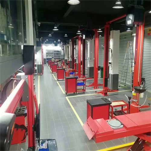 Two Post Clear Floor Height Adjustable Direct Drive 9000 Lbs Capacity Manual Release Car Lift