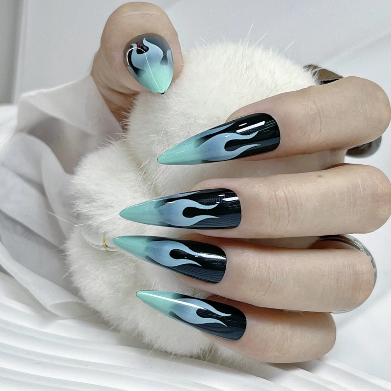S001 Flame French Nail