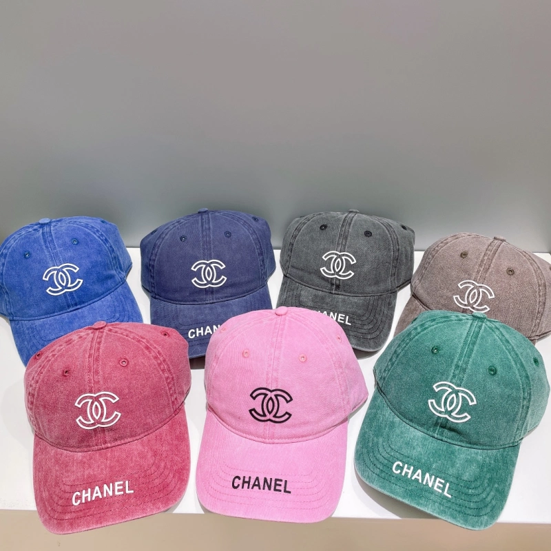 CHANEL CAPS&HATS