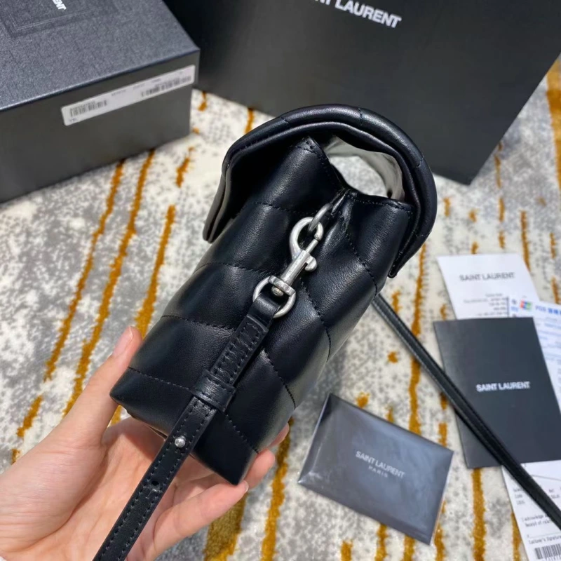 YSL LOULOU TOY BAG IN MATELASSÉ “Y” LEATHER 20