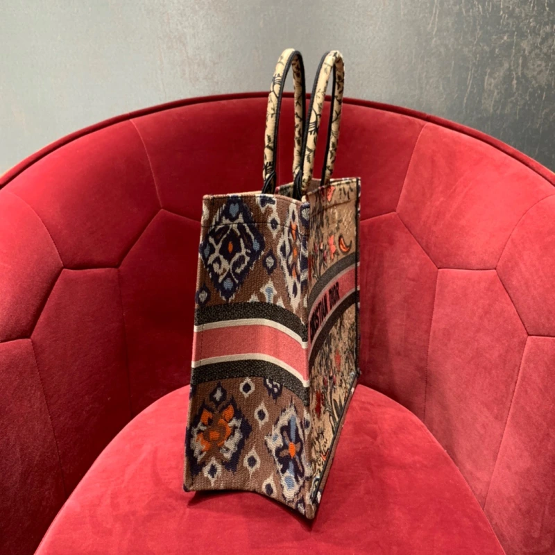 DIOR BOOK TOTE 41.5cm