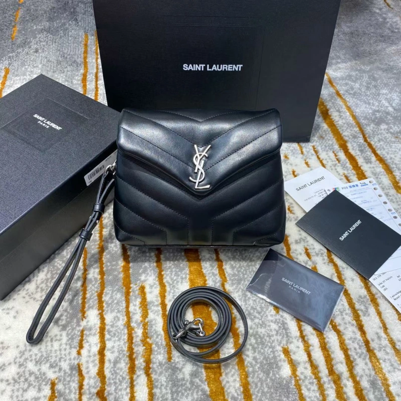 YSL LOULOU TOY BAG IN MATELASSÉ “Y” LEATHER 20