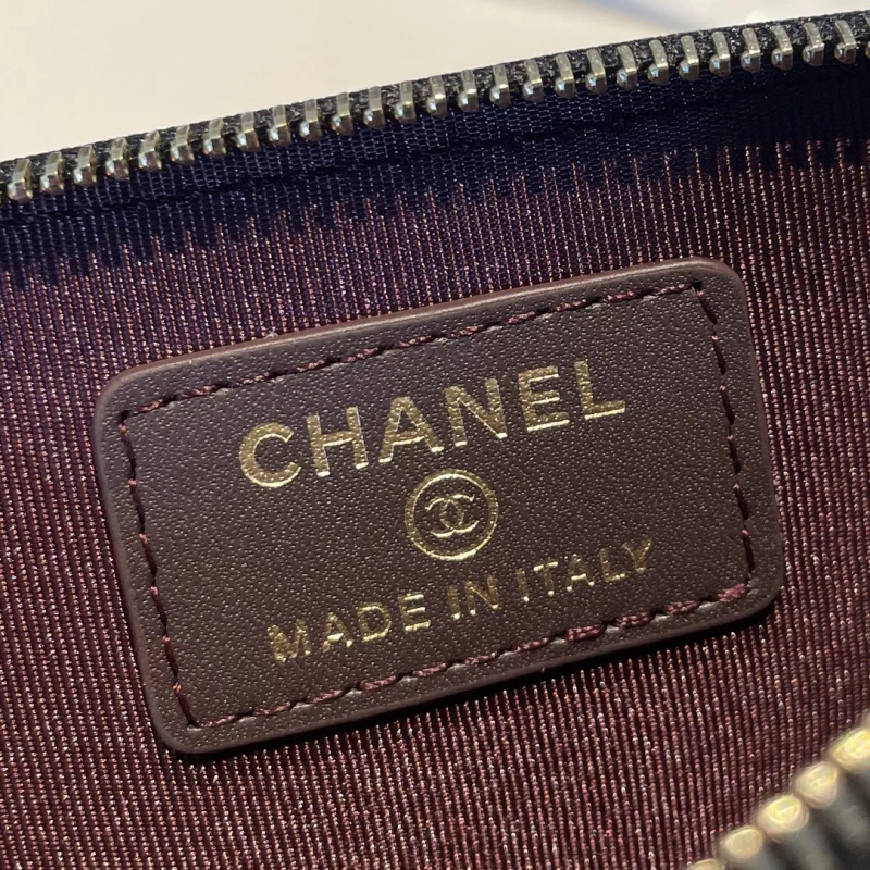 Chanel 2061 bag