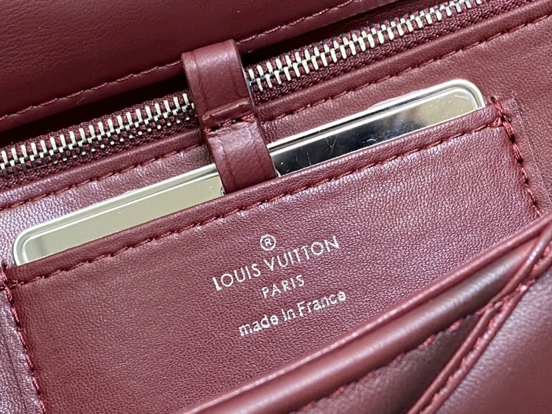 LOUIS VUITTON M22891 GO-14  Twist  BAG