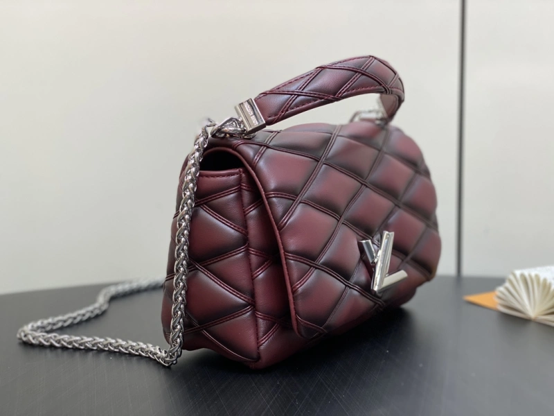 LOUIS VUITTON M22891 GO-14  Twist  BAG
