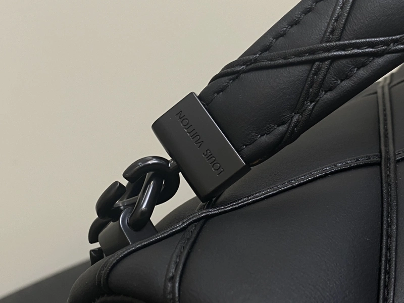 LOUIS VUITTON M11374 GO-14 Twist BAG