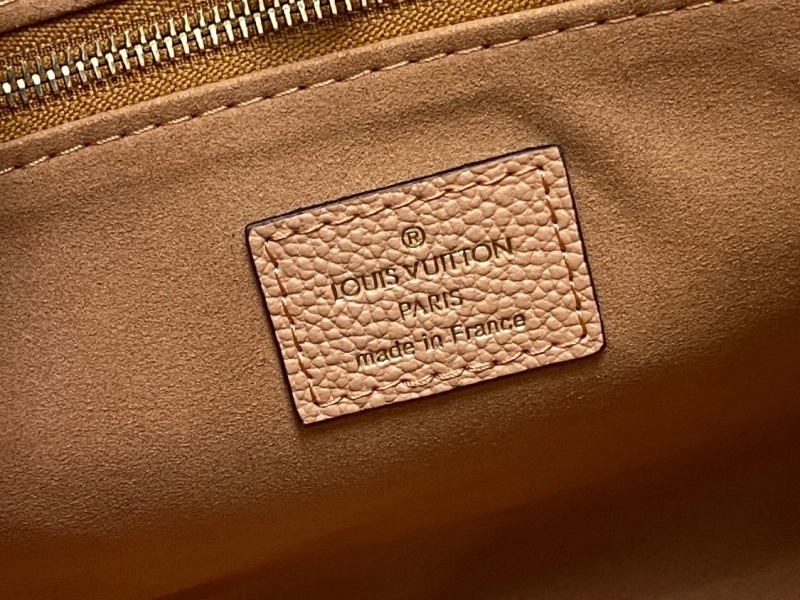 LOUIS VUITTON ONTHEGO  BAG M12513