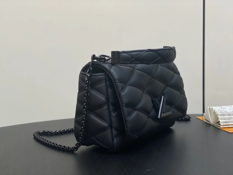 LOUIS VUITTON M11374 GO-14 Twist BAG