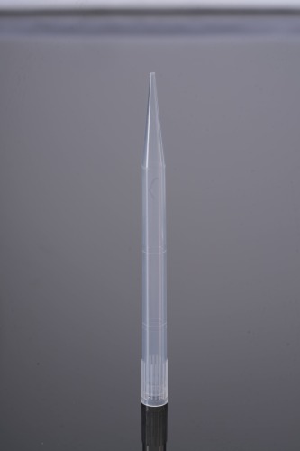 汎用チップ-ノンフィルター-ラック入り-滅菌済み-5000 μL