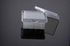 Tecan用透明-ノンフィルター-ラック入り-滅菌済み-10 μL