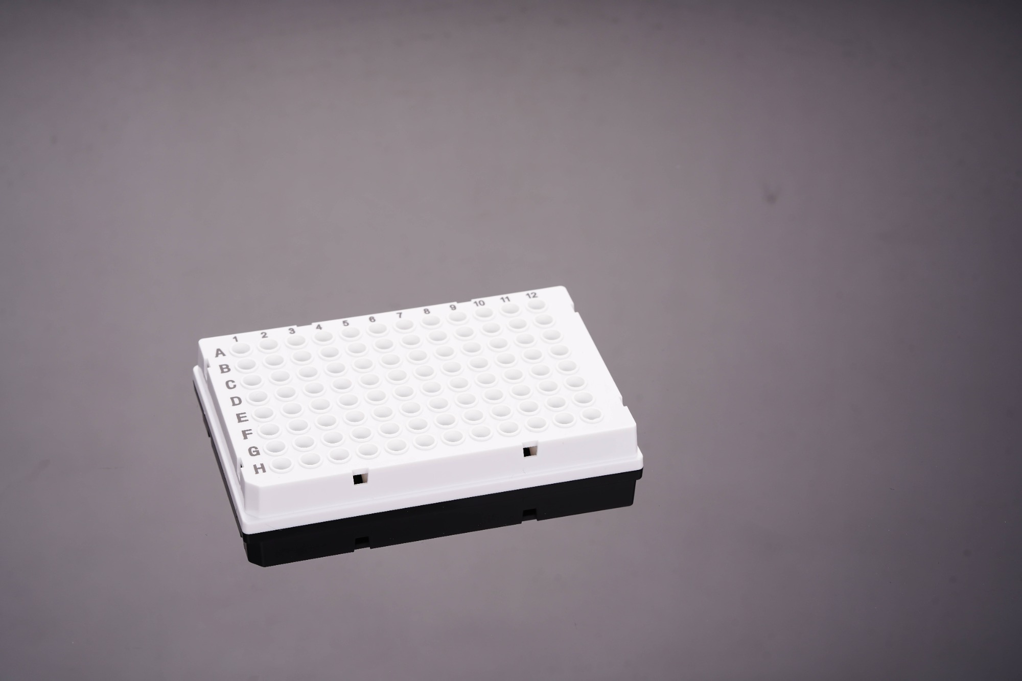 0.1 mL 白/白枠（黒字印字）