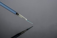 汎用チップ-フィルター-ラック入り-滅菌済み-20 μL