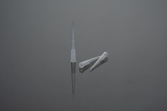 汎用チップ-ノンフィルター-ラック入り-滅菌済み-300 μL