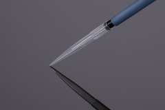 低吸着チップ-ノンフィルター-ラック入り-滅菌済み-1000 μL