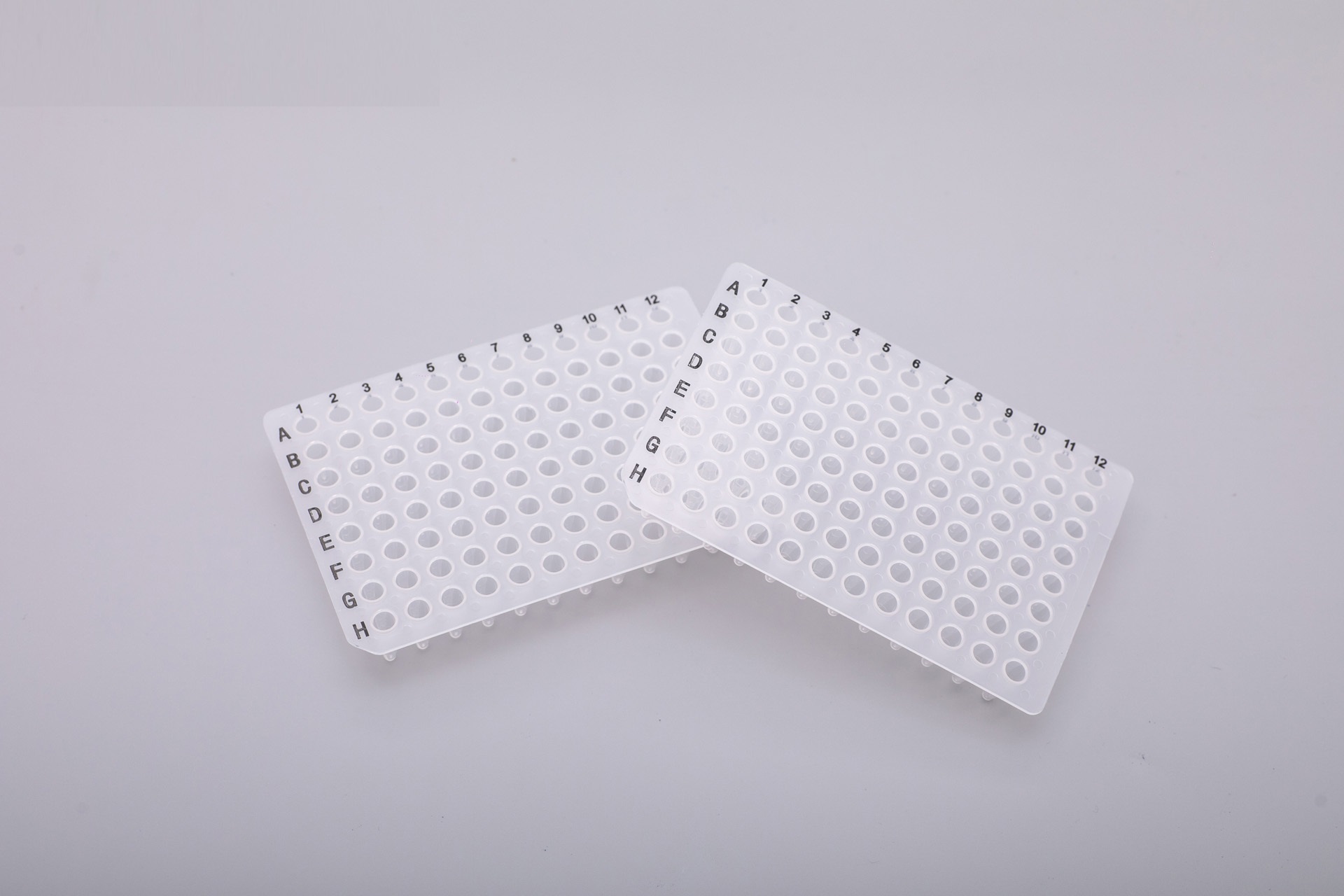 0.2 mL 透明（黒字印字）