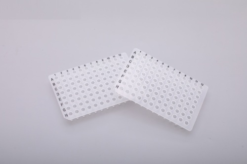 0.2 mL 透明（黒字印字）