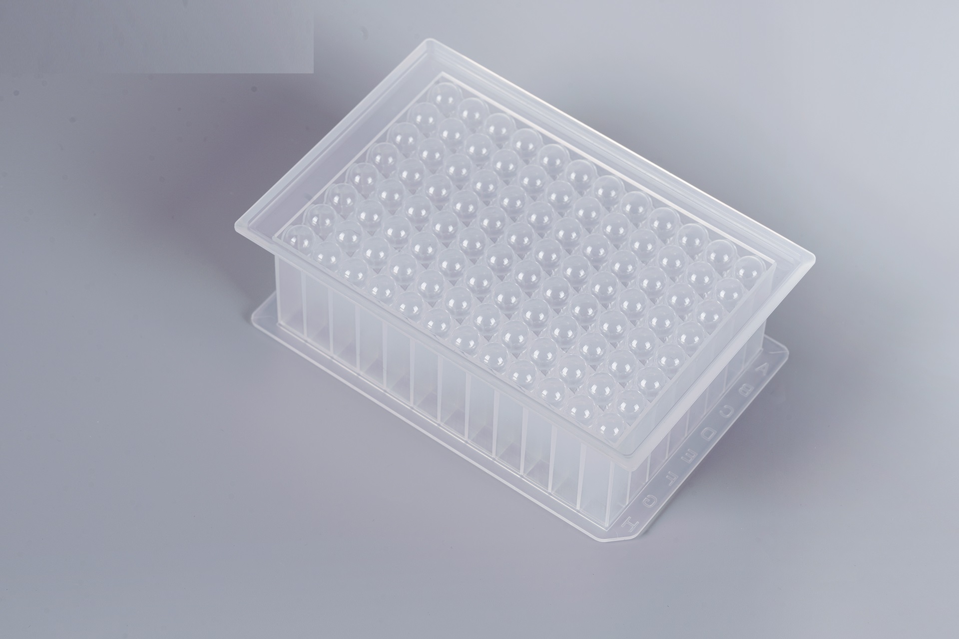 2.2 mL‐丸底・角穴・スカート付き