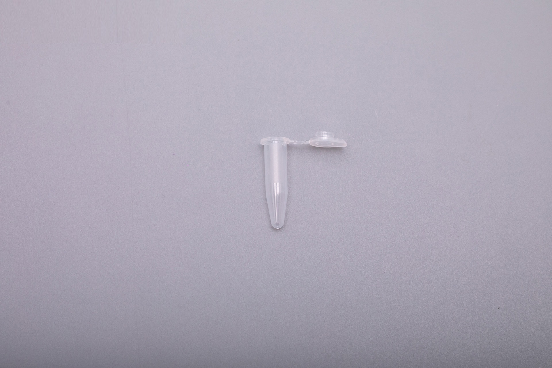 0.6 mL低吸着チューブ-滅菌なし
