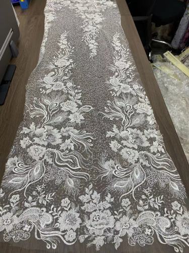 Custom High Quality Lace Embroidery Work Femme Beaded Sequin Lace Fabric