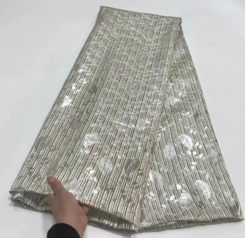 Fashion 2023 High Quality Embroidery Pattern Jacquard Brocade Design Tailor Brocade Fabric For Garments