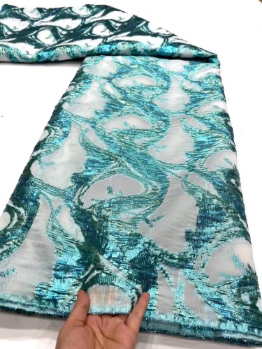 Fashion 2023 High Quality Embroidery Pattern Jacquard Brocade Design Tailor Brocade Fabric For Garments