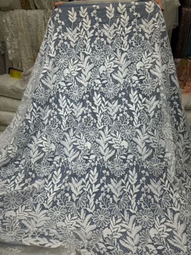 New fashion fabric comfortable guipure lace wedding african lace fabric women dress Nigerian embroidery fabric cord lace