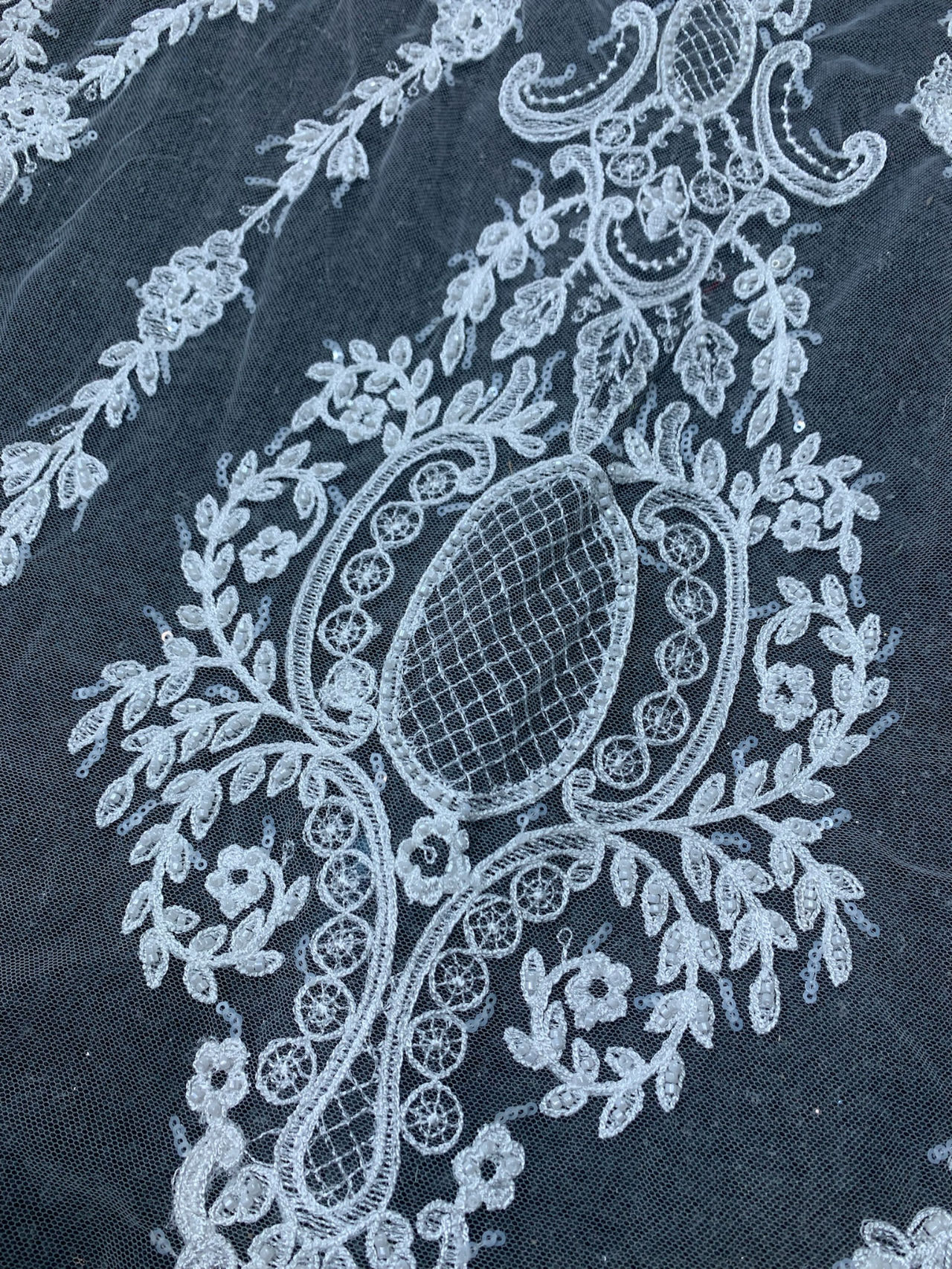 New style 100% polyester fancy beaded embroidery bridal laces fabrics