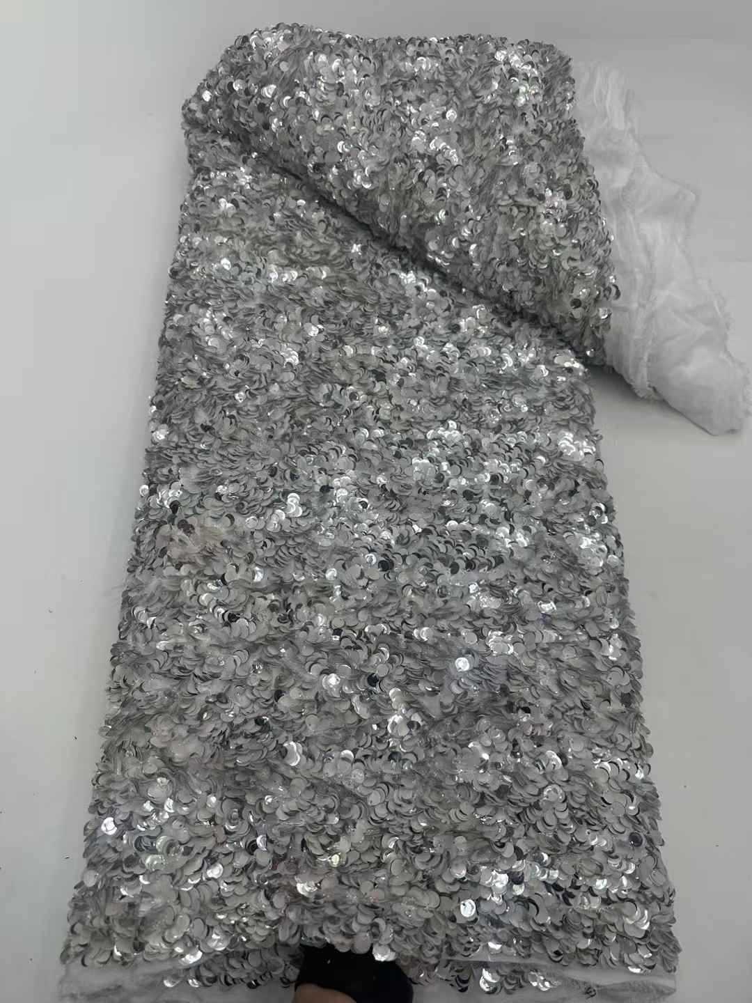 High quality lace fabric with beads and pearl net sequin lace fabric with new design wholesale price