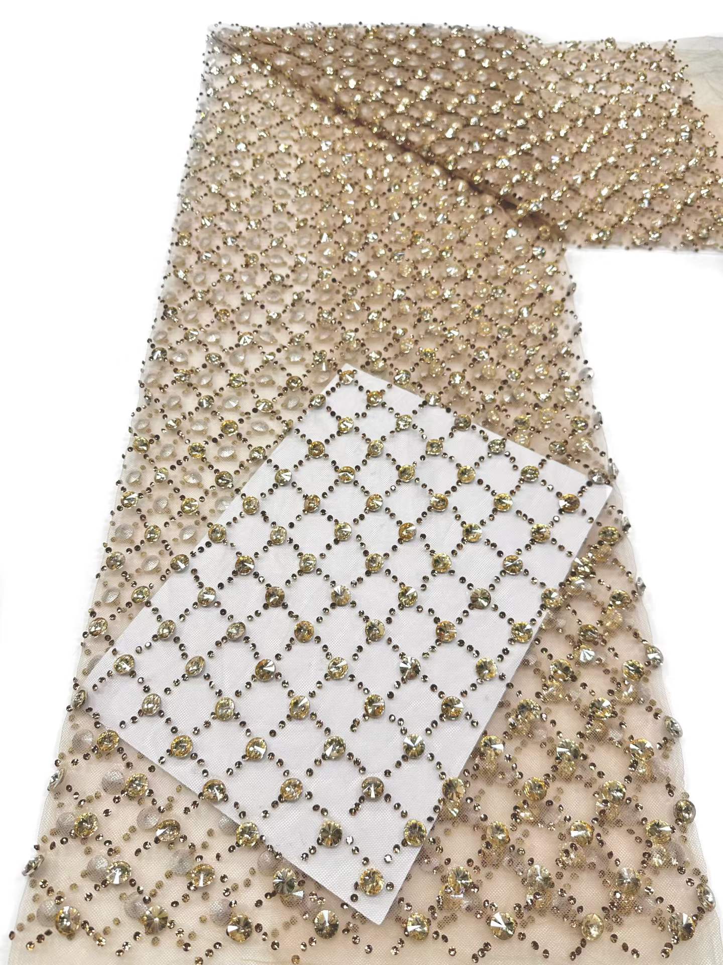 Shiny bridal tulle lace with heavy beads and pearls luxury crystal sequins lace for wedding dress