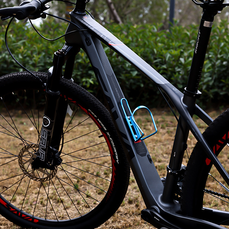 Aluminum alloy kettle holder suitable for bicycles