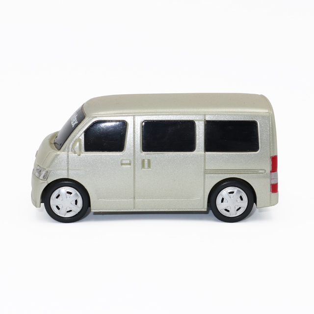 1:43 Scale Lightweight Passenger Van Toy - Plastic Pull-Back Commuter Van
